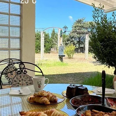 ベッド・アンド・ブレックファスト A Casa De Abelleira