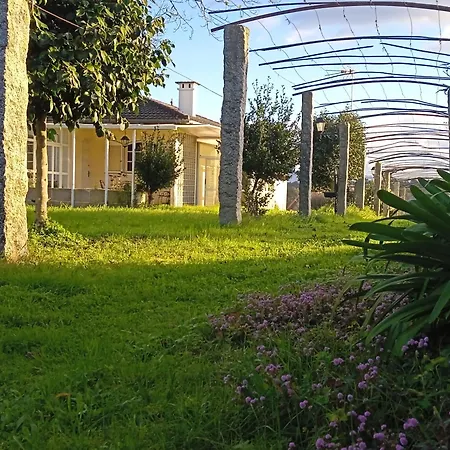 Bed & Breakfast A Casa De Abelleira Ponteareas