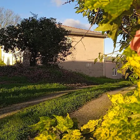 Bed & Breakfast A Casa De Abelleira *